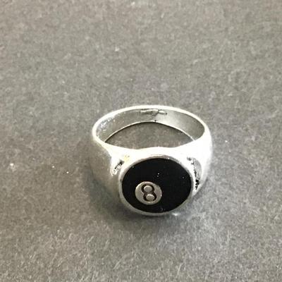 8 Ball Ring