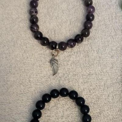 A VARIETY OF JEWELRY