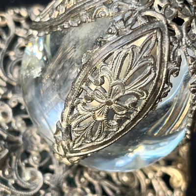 Sale Photo Thumbnail #861: w/ Ormalou design on lid.