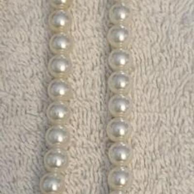 NICE ASSORTMENT OF VINTAGE JEWELRY
