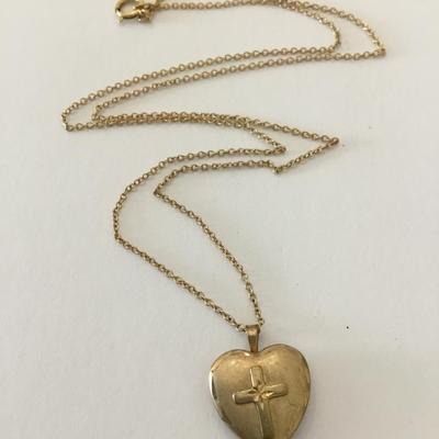 Dainty vintage gold filled rocket heart locket necklace