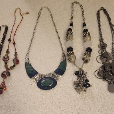 FASHION NECKLACES