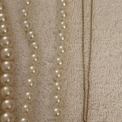 DRESSY JEWELRY