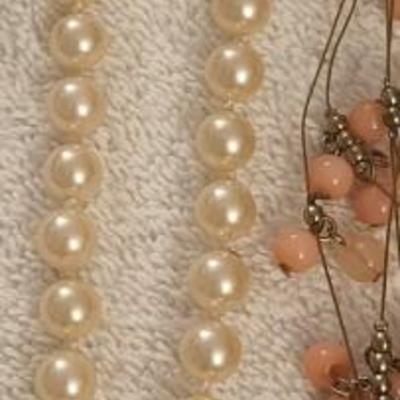 VARIETY OF JEWELRY