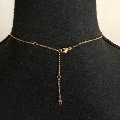 NADRI crystal necklace very beautiful very nice