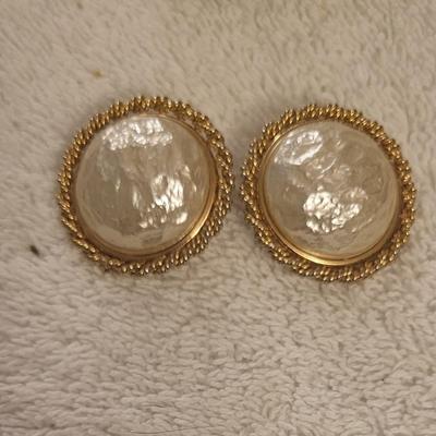 COSTUME JEWELRY