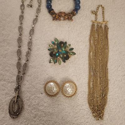 COSTUME JEWELRY