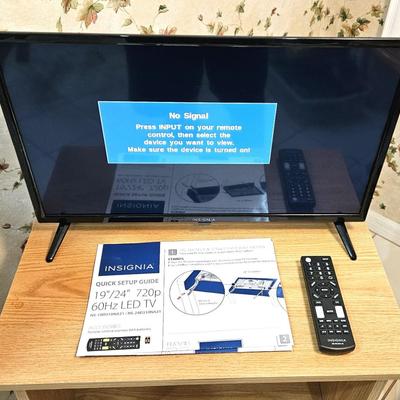 Insignia 19 Inch TV with Wood Cart