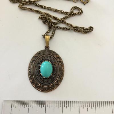Beautiful vintage, BoHo necklace, faux stone