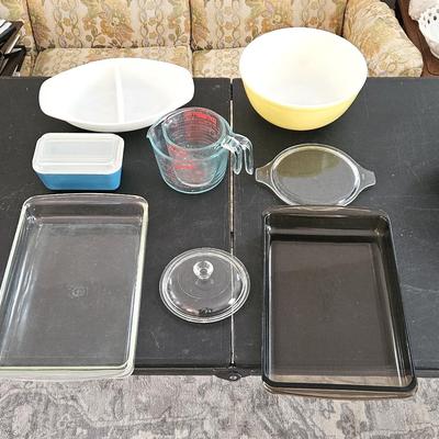 Pyrex Lot