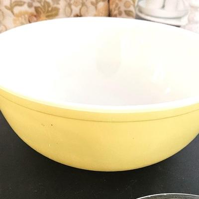 Pyrex Lot
