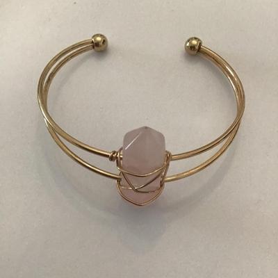 Beautiful gold toned rose crystal quartz cuff bracelet, very beautiful very nice