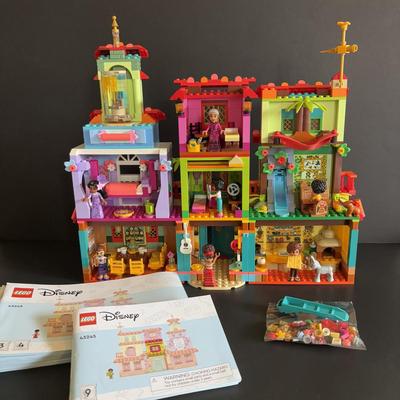 Sale Photo Thumbnail #474