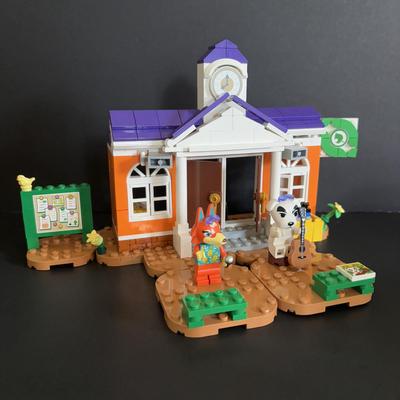 Sale Photo Thumbnail #175