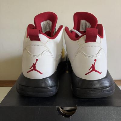 LOT 101: Nike Air Jordan Maxin 20, White/Gym Red-Black