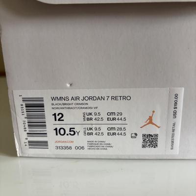 LOT 103: WMNS Nike Air Jordan 7 Retro, Black/Bright Crimson