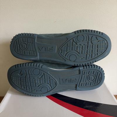LOT 104: Fila Original Fitness Lineker