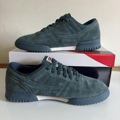 LOT 104: Fila Original Fitness Lineker