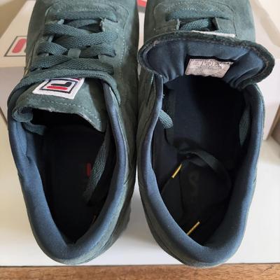 LOT 104: Fila Original Fitness Lineker