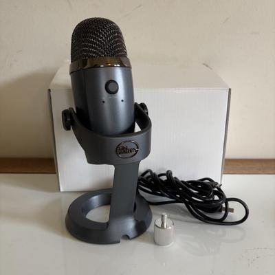 LOT 107: Blue Yeti USB Microphone