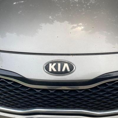 LOT 219: 2014 Kia Optima GDI Sedan