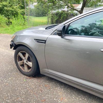 LOT 219: 2014 Kia Optima GDI Sedan