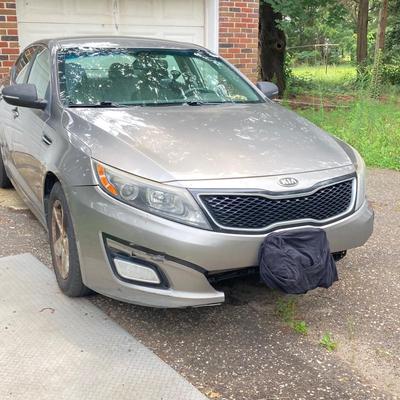 LOT 219: 2014 Kia Optima GDI Sedan