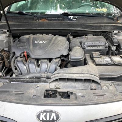 LOT 219: 2014 Kia Optima GDI Sedan
