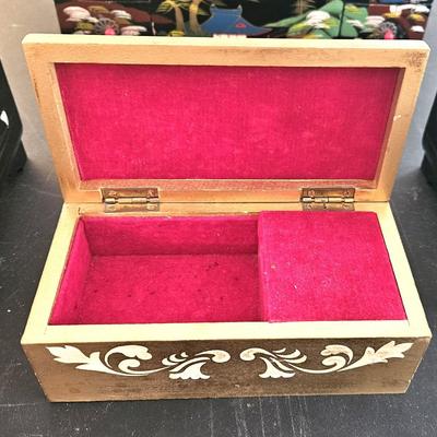 4 Vintage Japanese Black Lacquer Jewelry/Music Box