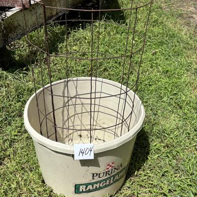 Tomato Planter