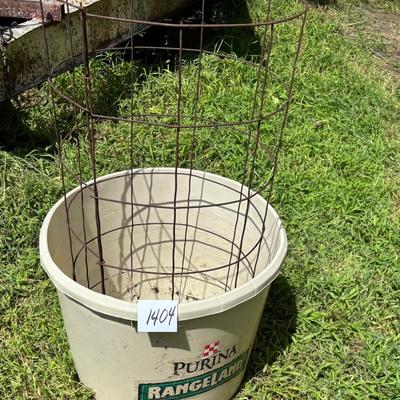 Tomato Planter