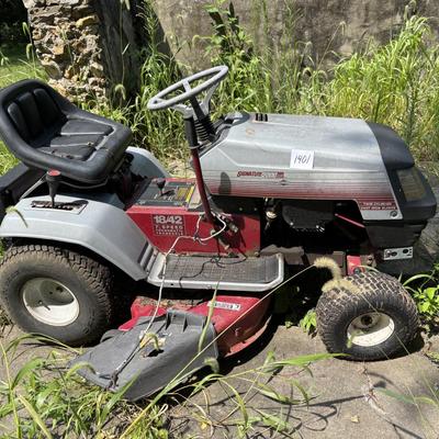 Signature 2000 Lawnmower