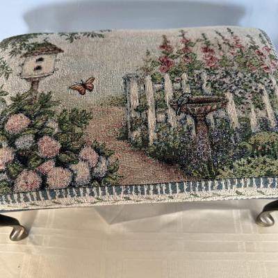 Step Stool w/doll