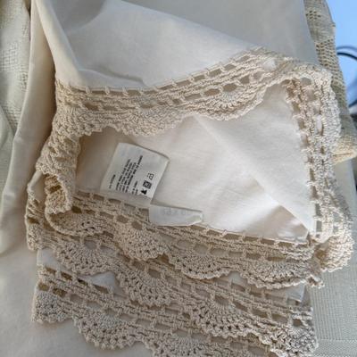 Table cloths