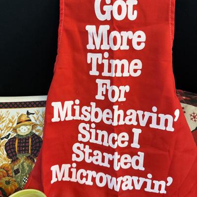 Got More Time apron, table mats, dish towels
