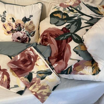 Queen comforter, pillow, shams, bed shirt