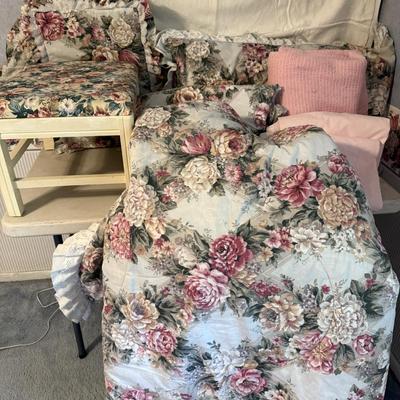 Flowered queen comforter/shams/stool/sheets/blanket