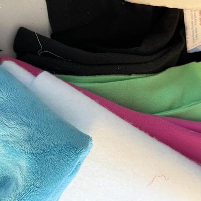 Fleece material plus