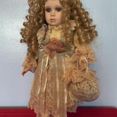 The Emerald Collection, lots of curls doll
