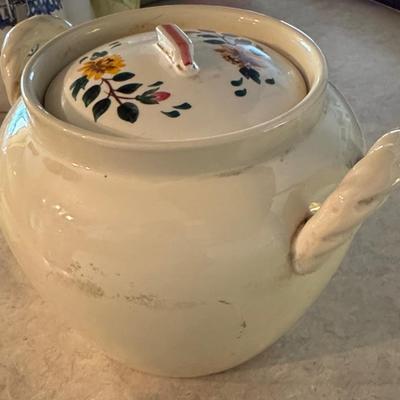 Vintage cookie jar