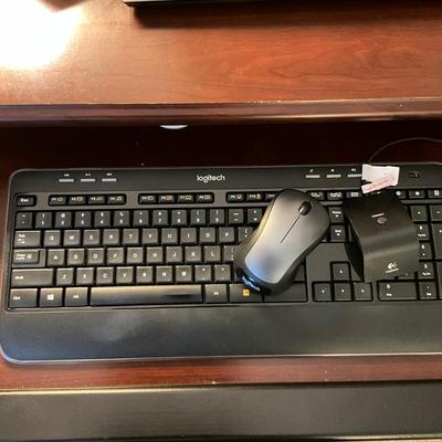 757 E15 Think Pad Gen 4 Laptop With Speakers & Mouse/Keyboard