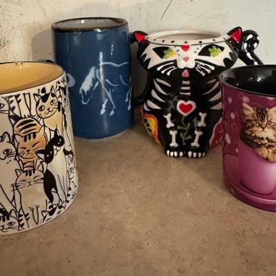 Coffee mugs with characters