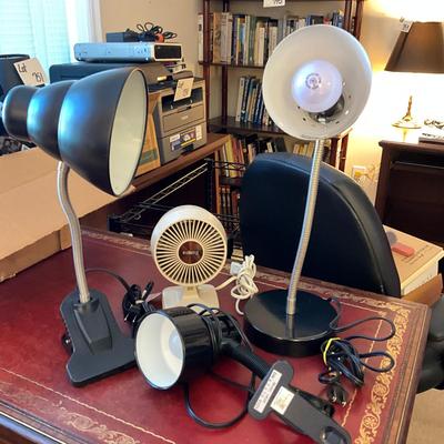 760 Mini Clip-On Desk Lamps With Fan