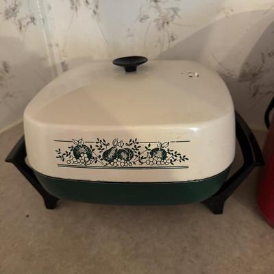 Air fryer and electric frying pan