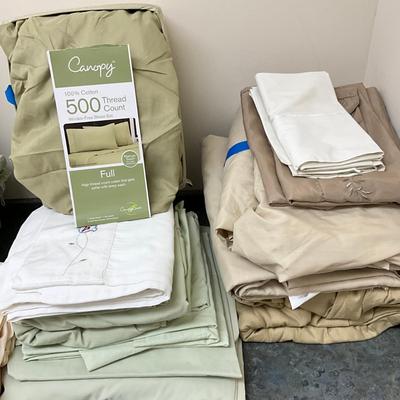 768 Laundry Sheets & Linen Lot