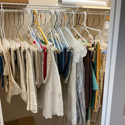 771 Large Lot of Linens