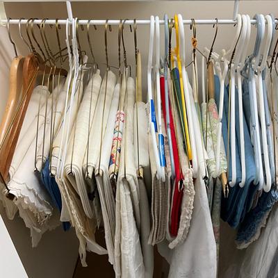 771 Large Lot of Linens