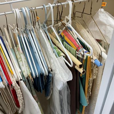 771 Large Lot of Linens
