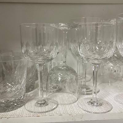 Sale Photo Thumbnail #1005: 4 White wine, 8 goblets, 4 red wine, 7 martini, 1 snack dish