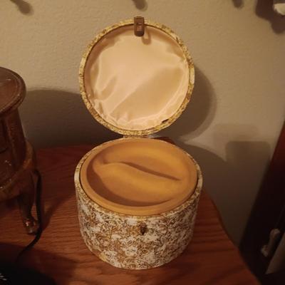 2 SMALLER JEWELRY BOXES AND AN ALARM CLOCK